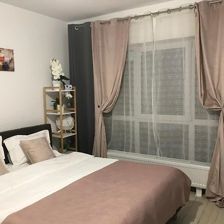 Apartamento Deea H24 Rîşnov Exterior foto