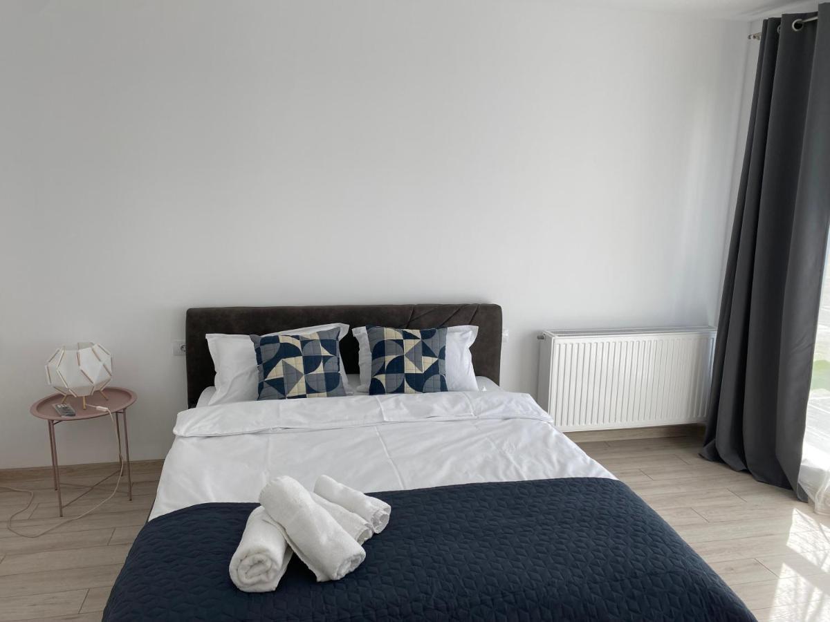 Apartamento Deea H24 Rîşnov Exterior foto