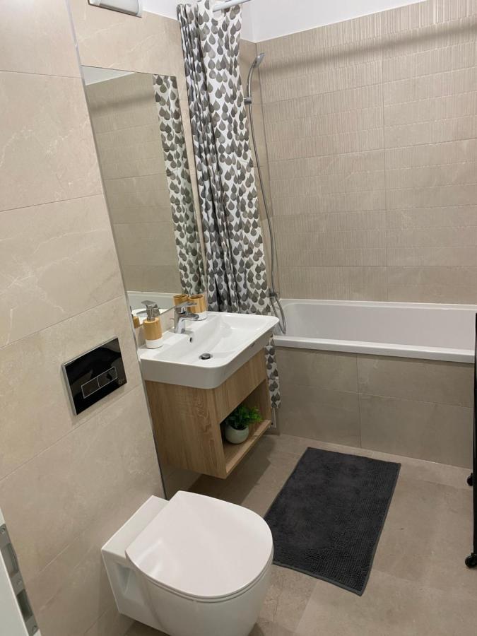 Apartamento Deea H24 Rîşnov Exterior foto